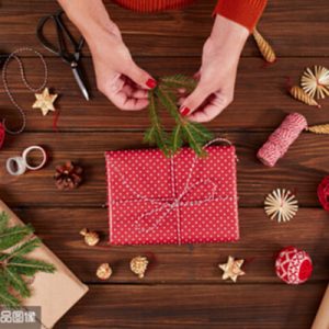 red christmas gift ideas